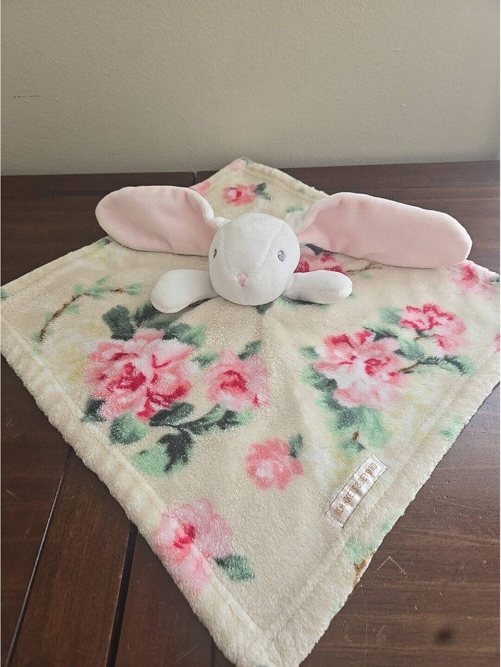 Blankets & Beyond Bunny Rabbit Pink White Lovey Baby Security Blanket Rose